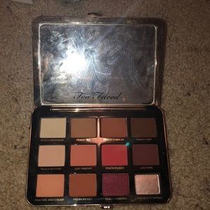 TOO FACED JUST PEACHY MATTE PALETTE